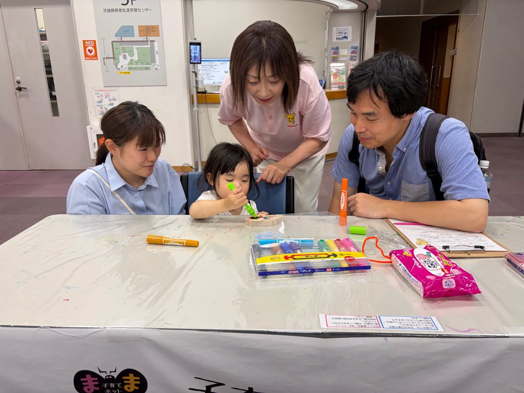 木の温もりを子どもたちへ。page-visual 木の温もりを子どもたちへ。ビジュアル